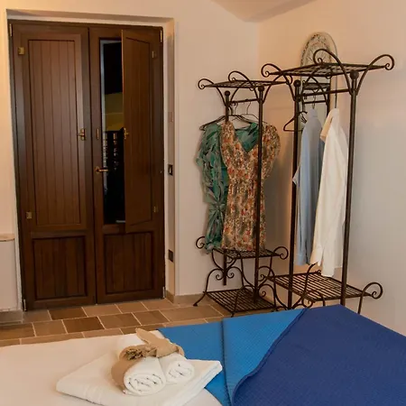 Exclusive Luxury Monte Pompilio Villa