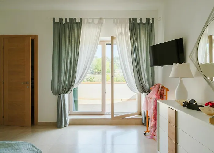 Βίλα Exclusive Luxury Monte Pompilio *