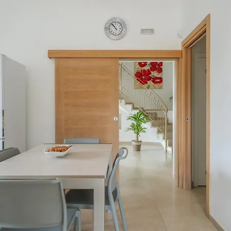 Exclusive Luxury Monte Pompilio *